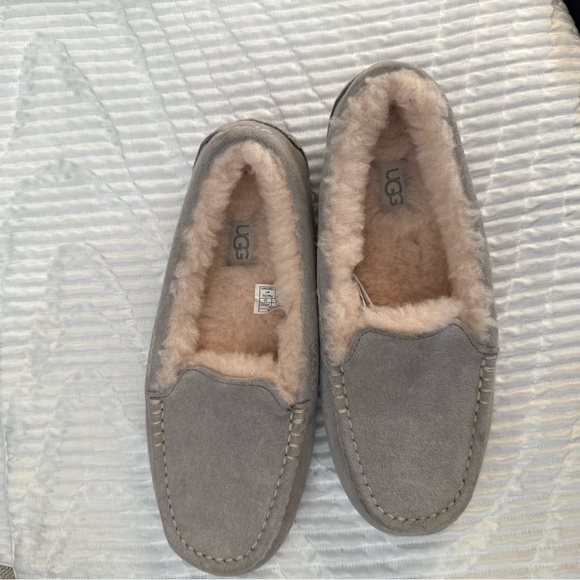 UGG Ansley Water Resistant Slipper (Women) - Picture 3 of 5